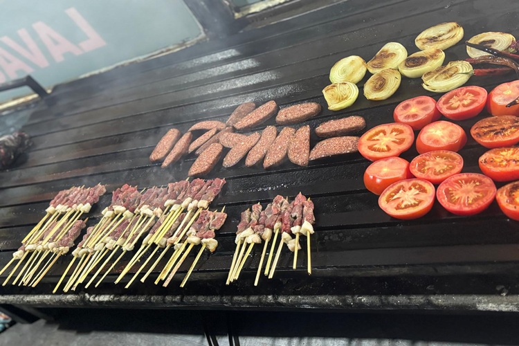 Ortaklar Çöp Şiş